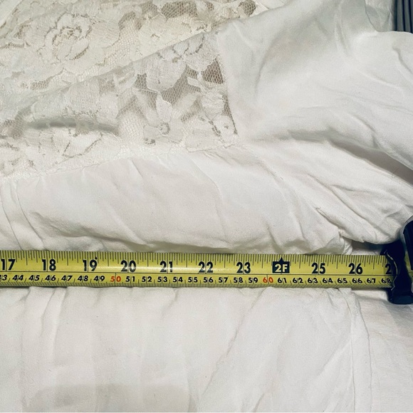 Karen Kane women’s v-neck blouse size large - Picture 9 of 13